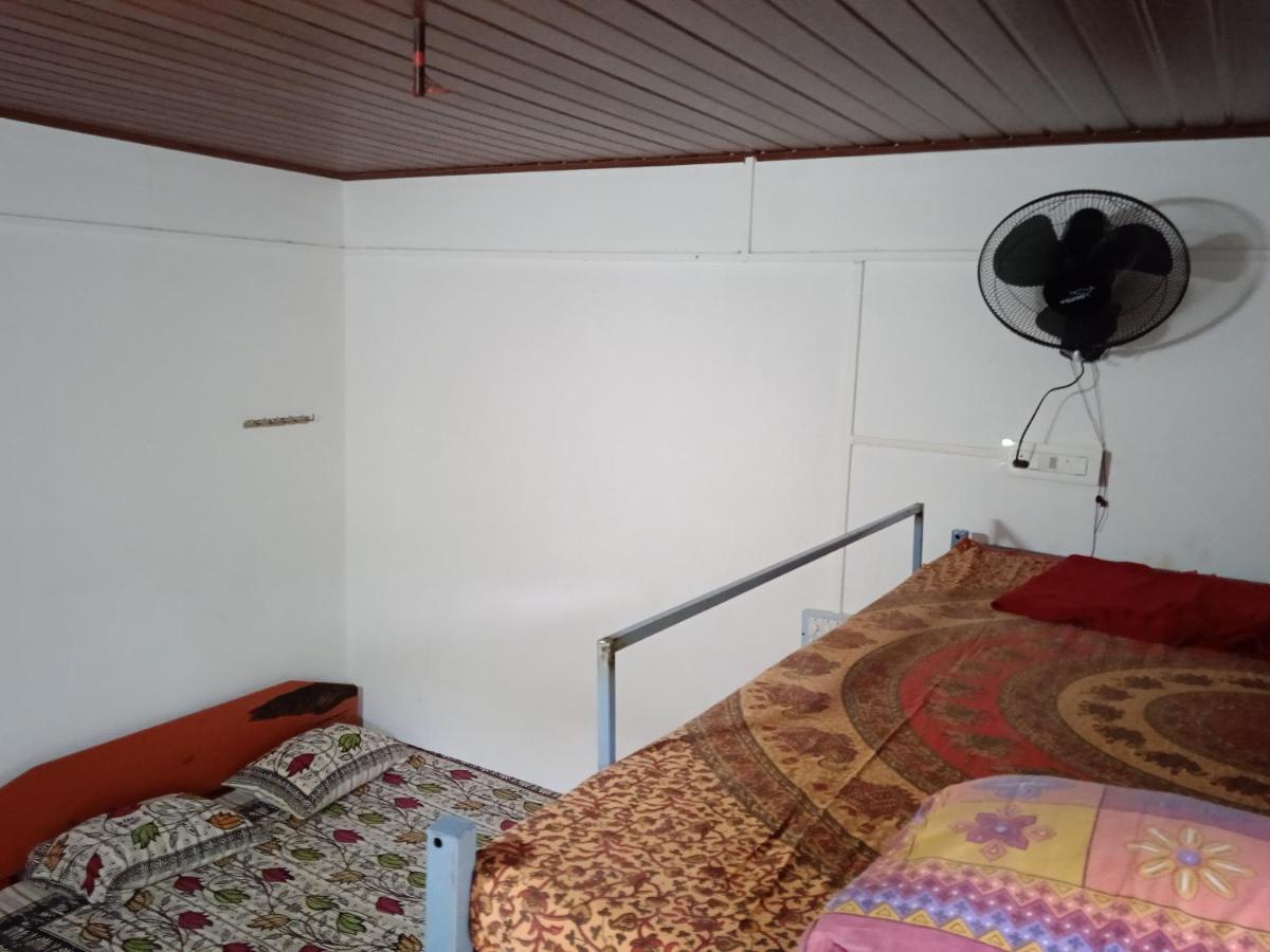 Gundappa Cafe Gokarna Kudle Beach Dış mekan fotoğraf